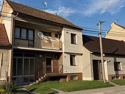 Prodej  rodinného domu 150 m², pozemek 1 716 m²