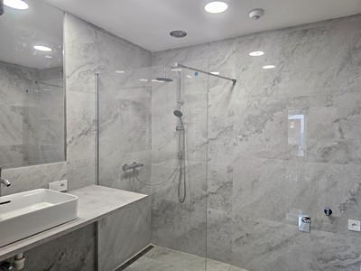 Pronájem bytu 6 pokojů a více 290 m²