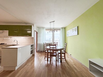 Pronájem bytu 3+kk 81 m²