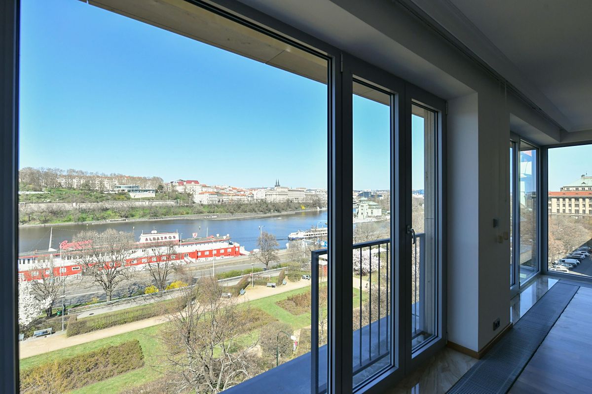 Prodej bytu 4+kk 192 m²