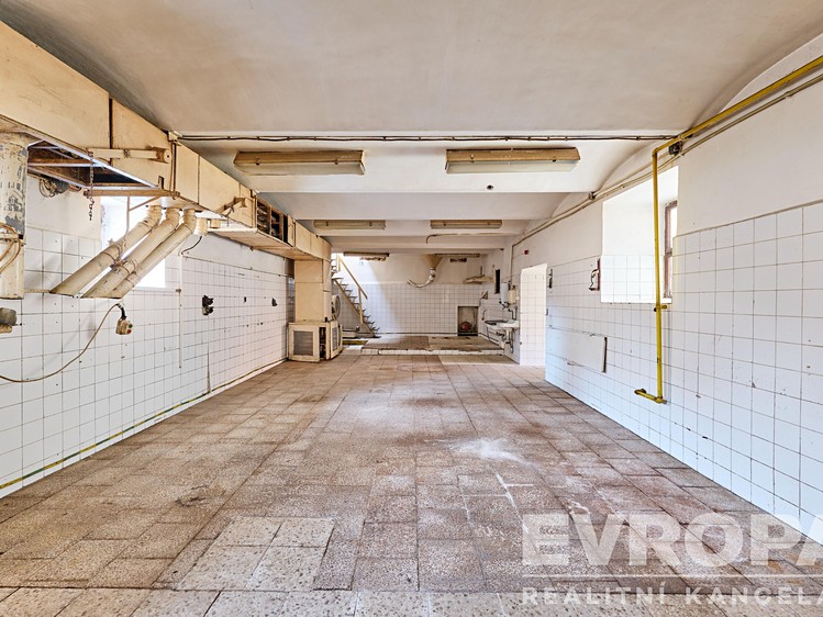 Комерційне приміщення на продаж, 400 м² (11 з 17)