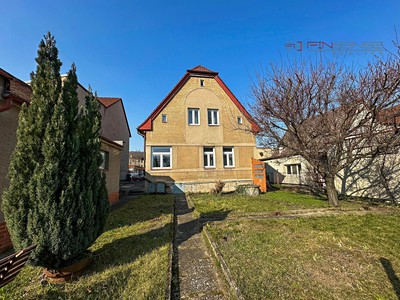 Prodej  rodinného domu 99 m², pozemek 715 m²