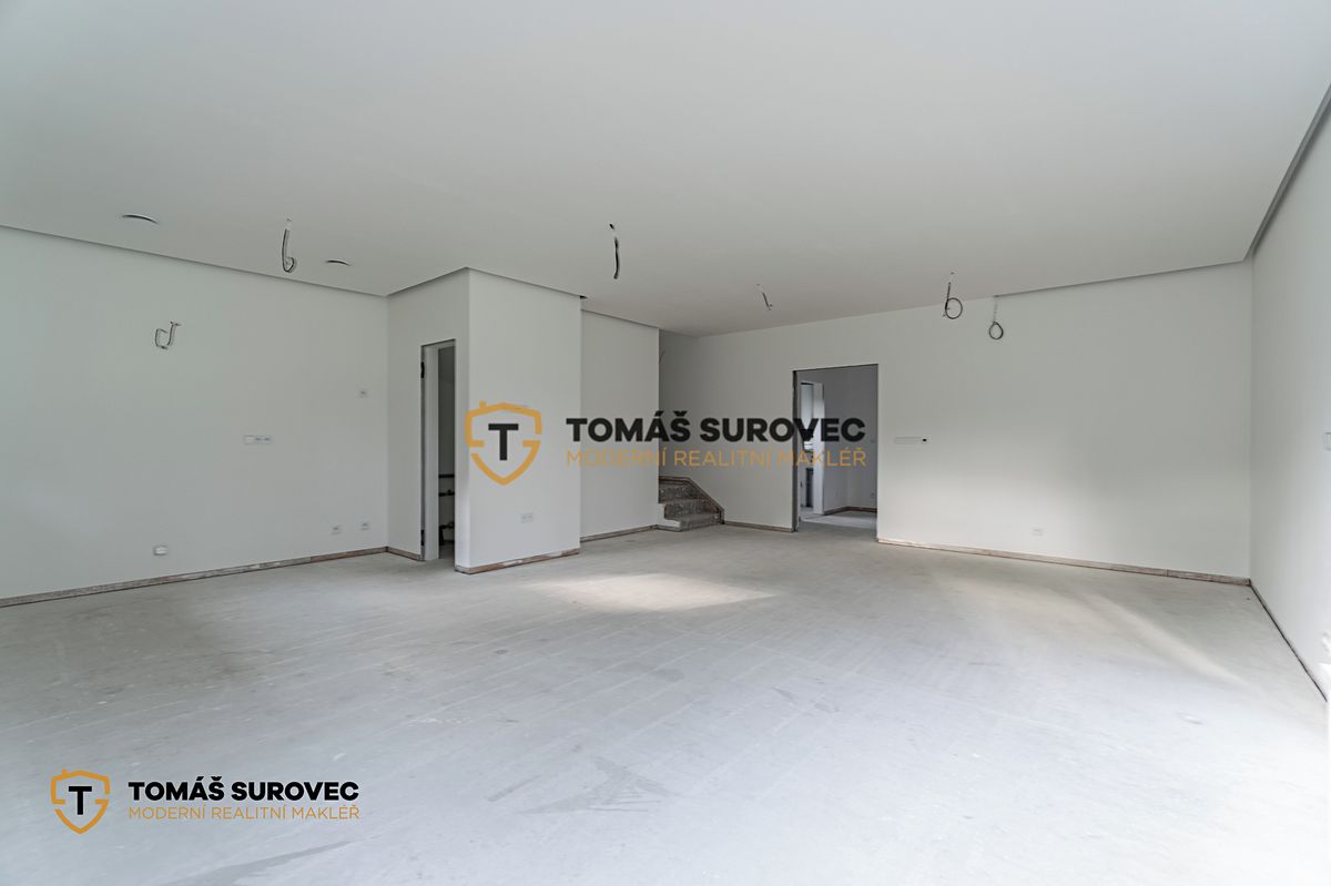 Prodej rodinného domu 157 m², pozemek 829 m² – fotografie 4