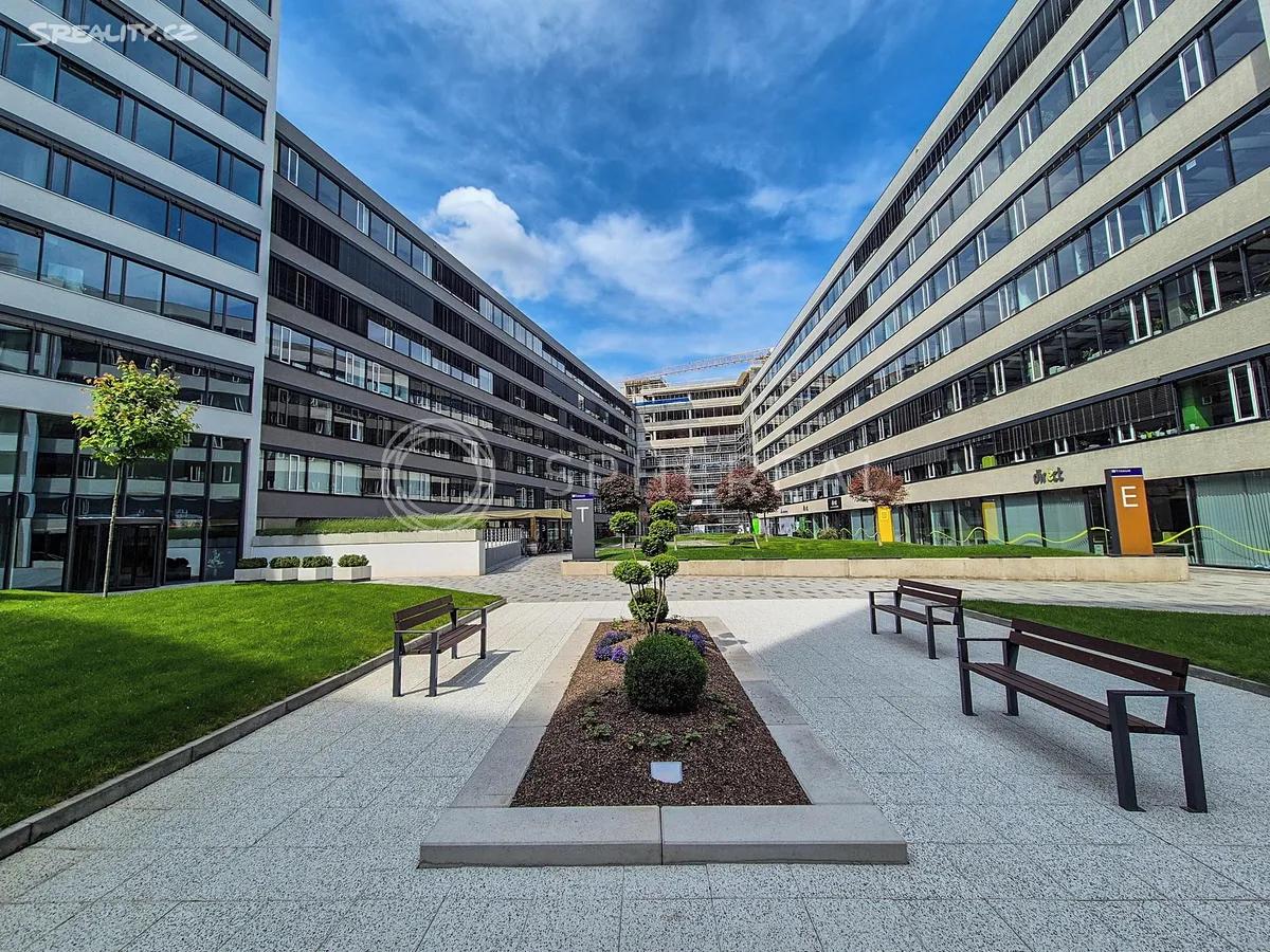 Pronájem kanceláře 200 m² - View 6