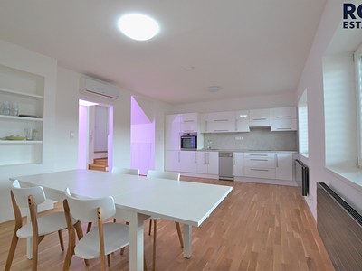 Pronájem bytu 4+kk 100 m²