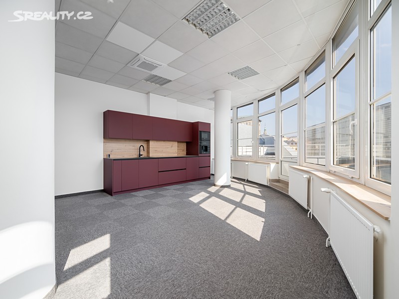Prodej kanceláře 35 m² – pohled 3