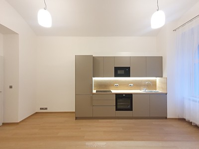 Pronájem bytu 2+kk 44 m²