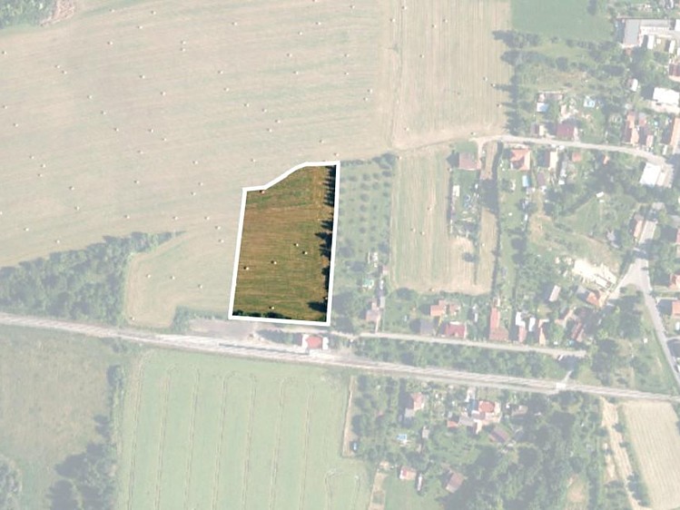 Prodej pozemku, 8 360 m² (1 z 4)