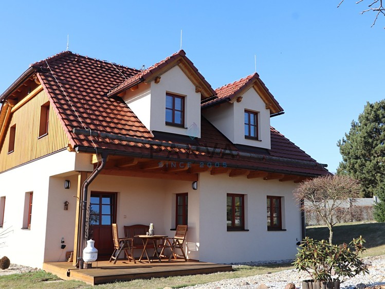 Prodej domu, 110 m² (1 z 37)