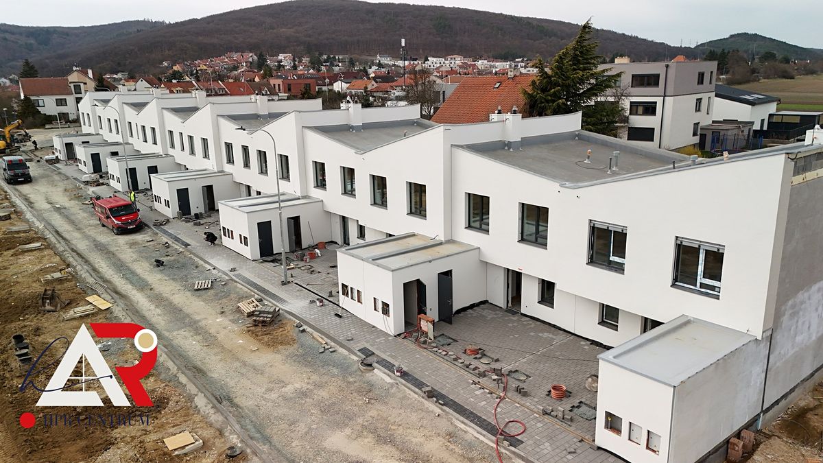 Prodej rodinného domu 118 m², pozemek 166 m², Brno – fotka 1 z 3