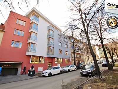 Pronájem bytu 3+kk 90 m²