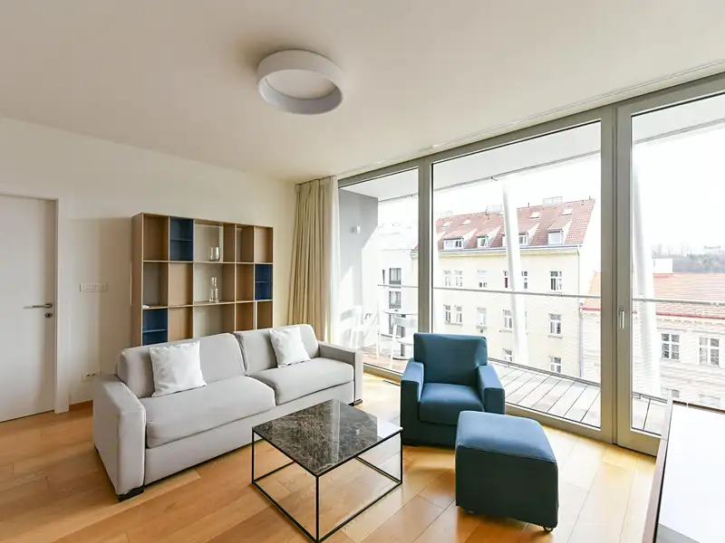 Pronájem bytu 2+kk 62 m², Praha – náhled fotky 2