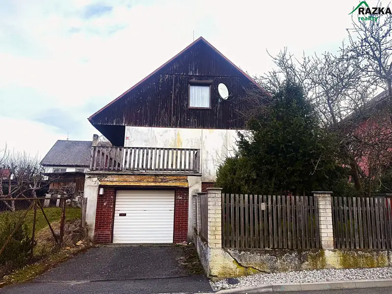 Prodej rodinného domu 206 m², pozemek 610 m², Halže – náhled fotky 3