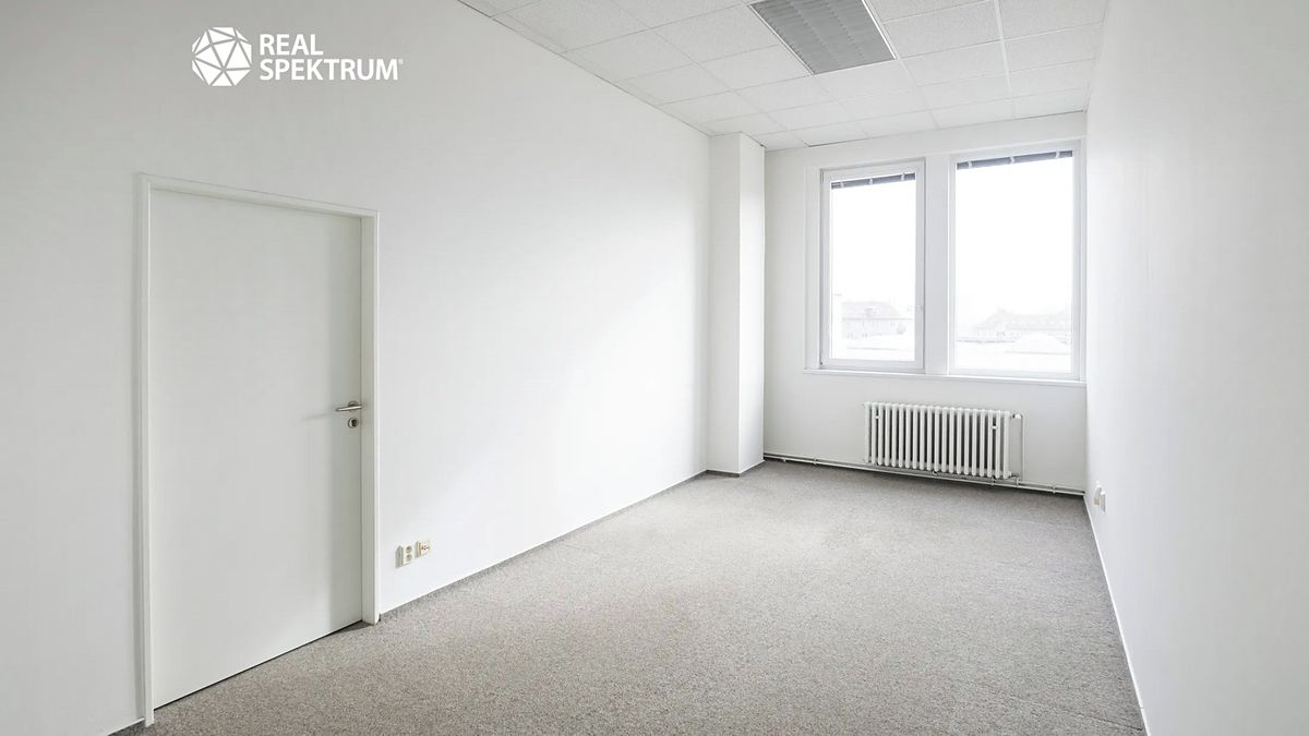 Pronájem kanceláře 18 m², Brno – fotka 1 z 3