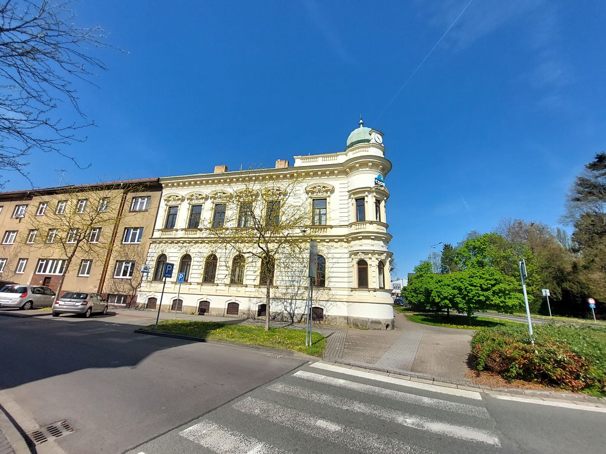 Pronájem obchodního prostoru 185 m² – fotografie 2