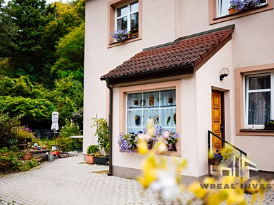 Prodej  rodinného domu 203 m², pozemek 579 m²