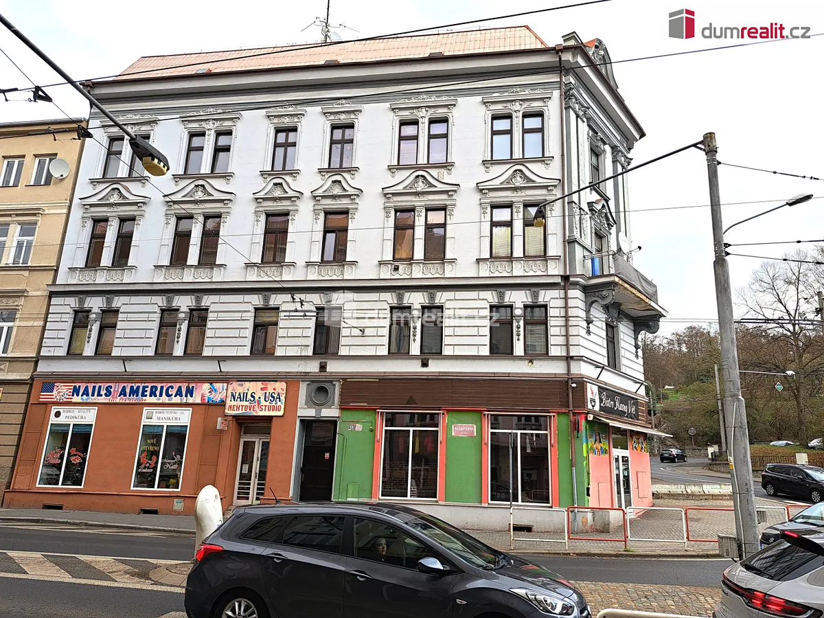 Prodej obchodního prostoru 126 m², Masarykova