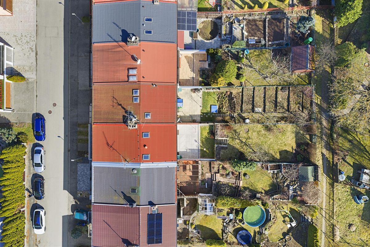Prodej rodinného domu 178 m², pozemek 249 m² – fotografie 3