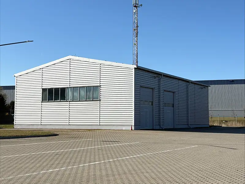 Pronájem komerční nemovitosti 1300 m², Dobrovíz – náhled fotky 3