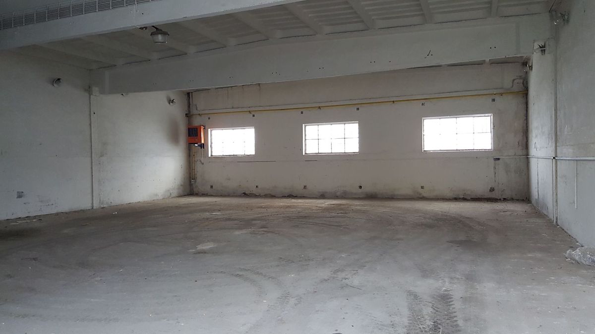 Pronájem skladového prostoru 261 m² – fotografie 2