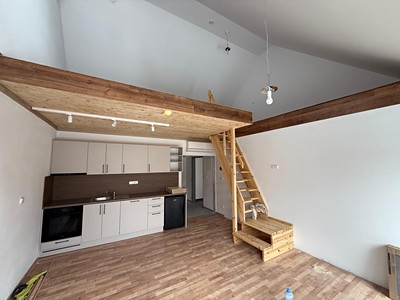 Pronájem bytu 2+kk 66 m² (Mezonet)