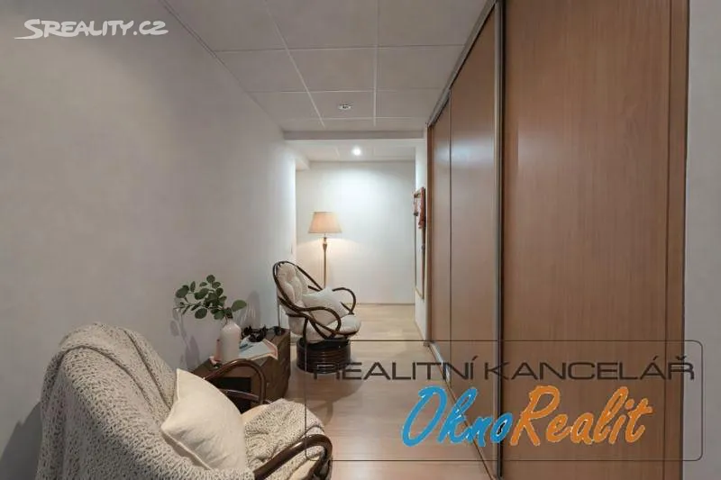 Pronájem bytu 3+1 80 m² – pohled 2