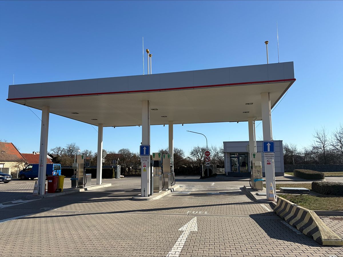 Pronájem komerční nemovitosti 1300 m² – fotografie 5