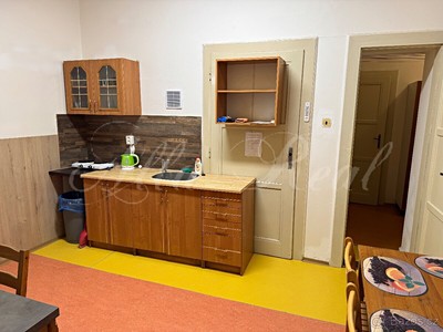 Pronájem  pokoje 60 m²