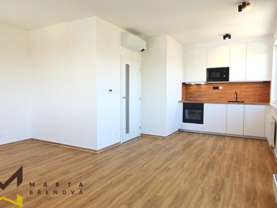 Pronájem bytu 1+kk 35 m²