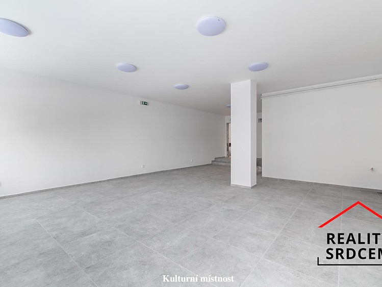 Pronájem bytu 2+kk, 48 m² (18 z 22)