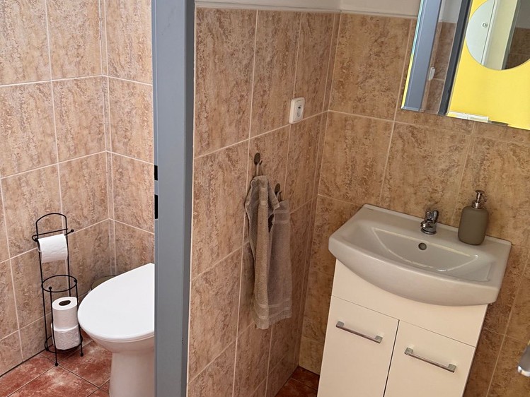 Pronájem komerčního prostoru, 50 m² (5 z 9)