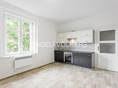 Pronájem bytu 2+kk 48 m²