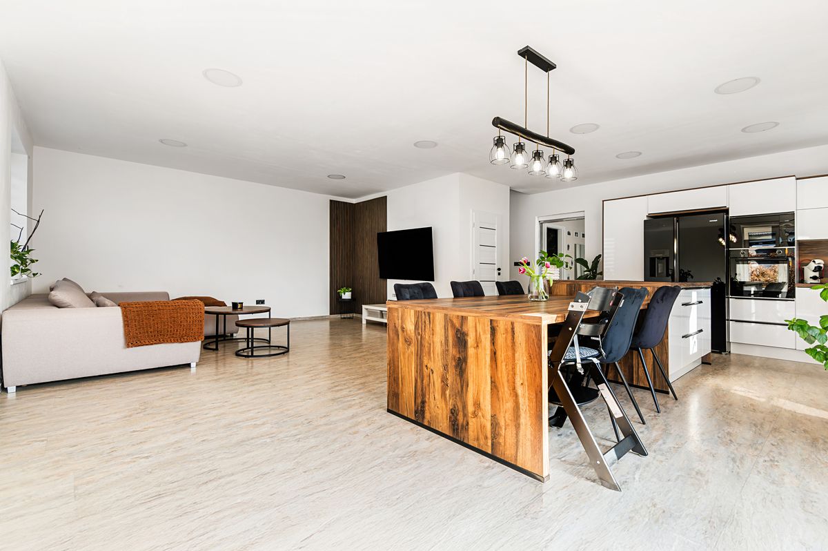 Prodej rodinného domu 165 m², pozemek 775 m² – fotografie 3
