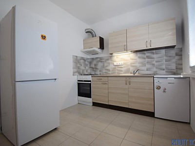 Pronájem bytu 1+1 42 m²