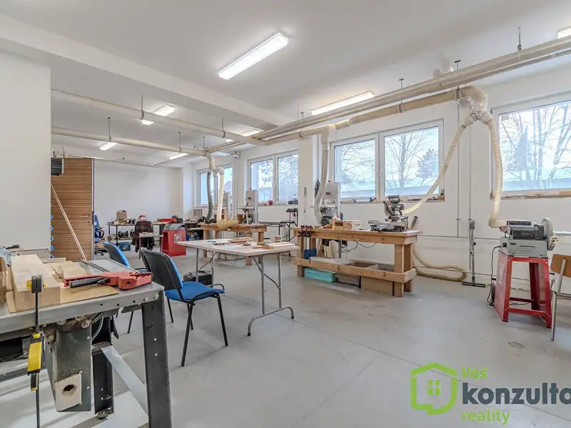 Pronájem výrobní haly, prostoru 160 m², Ostrava – náhled fotky 1