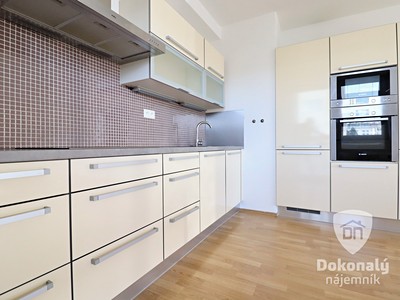 Pronájem bytu 2+kk 67 m²