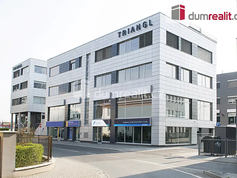 Pronájem kanceláře 32 m², Uherské Hradiště – náhled fotky 3