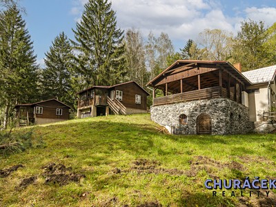 Prodej  chaty 200 m², pozemek 16 000 m²