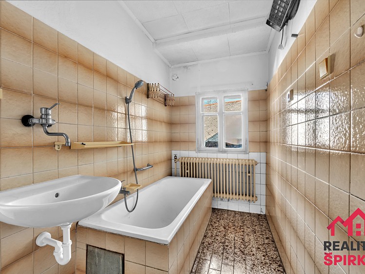 Prodej domu, 234 m² (12 z 23)