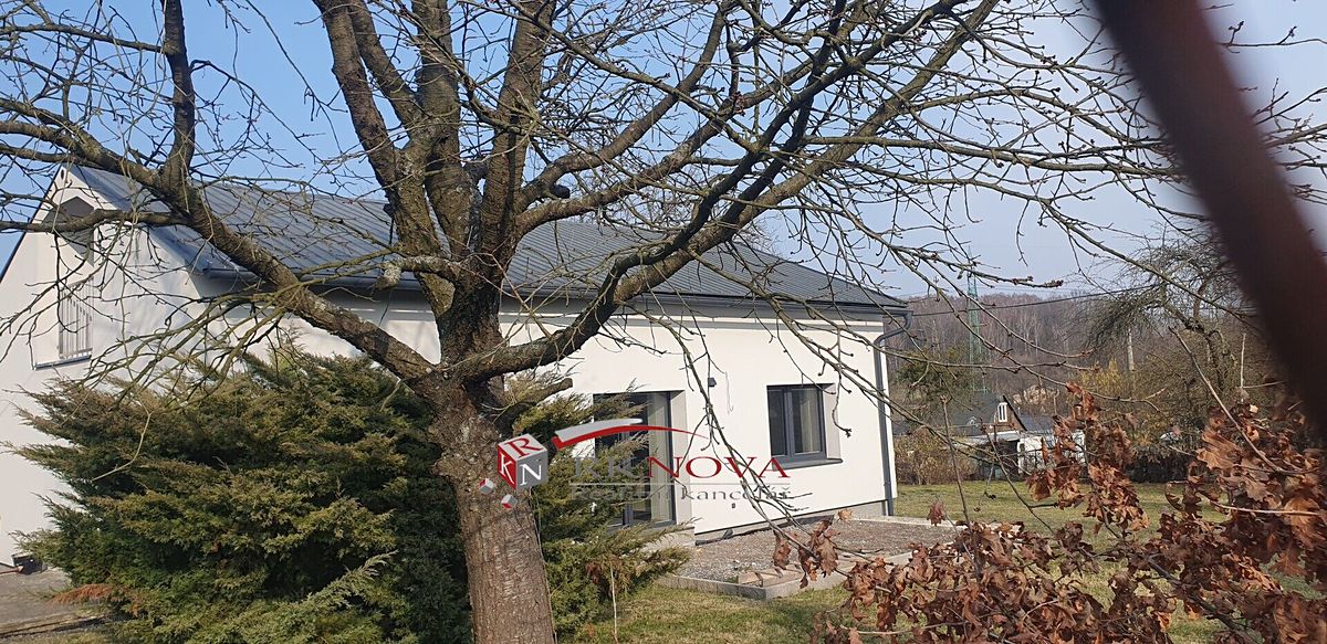 Pronájem rodinného domu 190 m², pozemek 1978 m² – fotografie 2