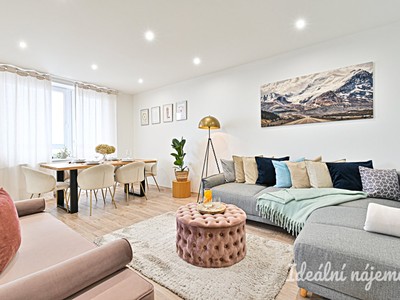 Pronájem bytu 3+kk 81 m²