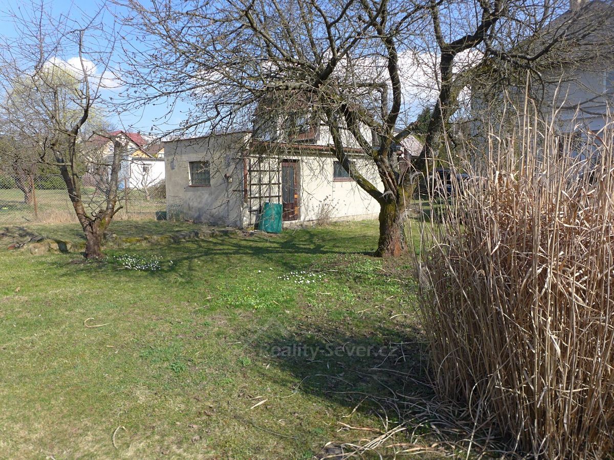 Prodej rodinného domu 261 m², pozemek 1673 m² – fotografie 3