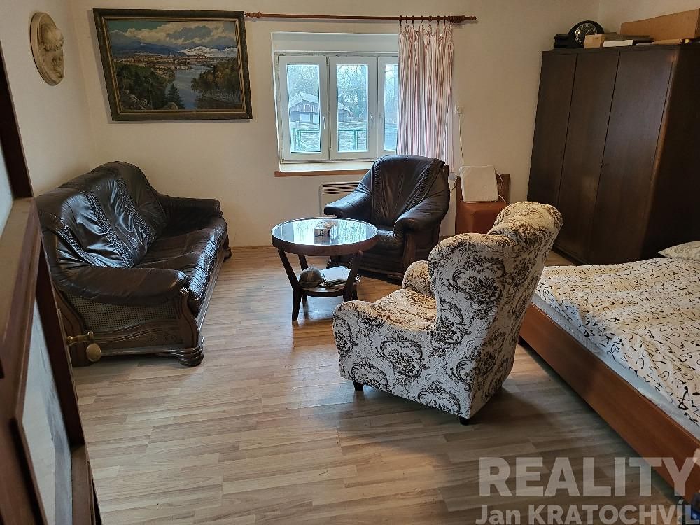 Prodej rodinného domu 130 m², pozemek 569 m² – fotografie 5