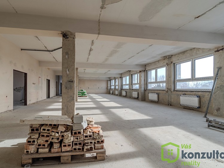 Комерційне приміщення в оренду, 160 м² (17 з 30)