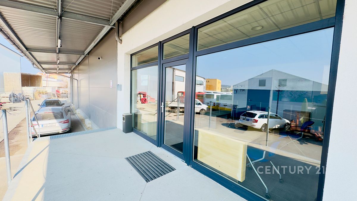 Pronájem skladového prostoru 536 m² – fotografie 2