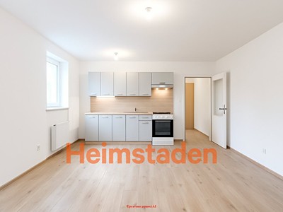 Pronájem bytu 1+kk 35 m²