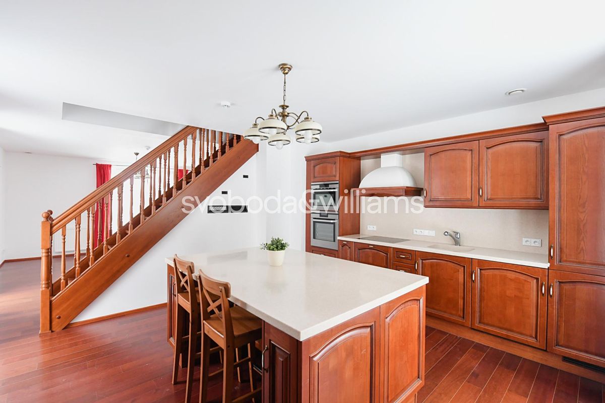 Prodej rodinného domu 119 m², pozemek 525 m² – fotografie 5