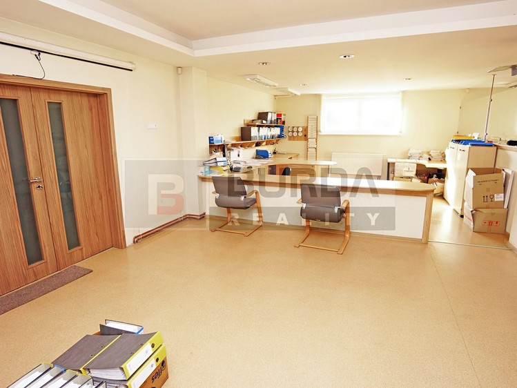 Комерційне приміщення в оренду, 74 м² (19 з 23)