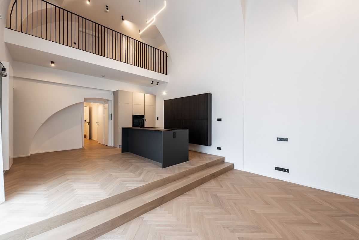 Pronájem bytu 3+kk 113 m² (Mezonet)