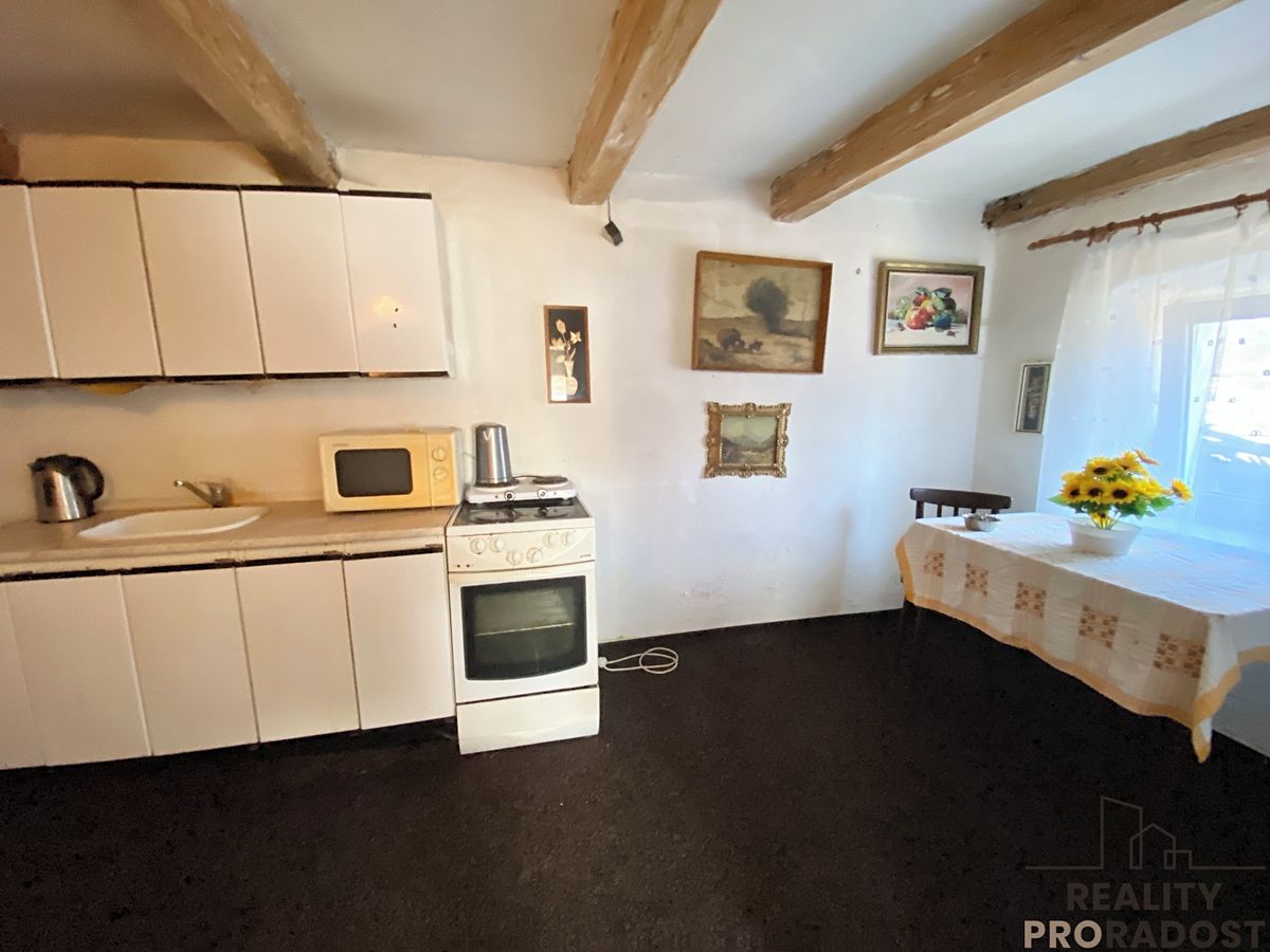 Prodej rodinného domu 80 m², pozemek 429 m² – fotografie 5